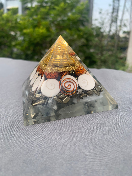 Laxmi pyramid