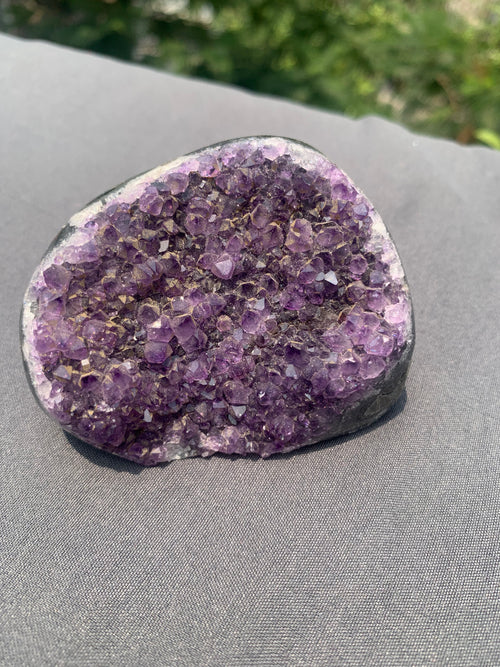 Amethyst geode
